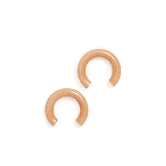 Sophie Monet pine curve earrings - Picture 1 of 4